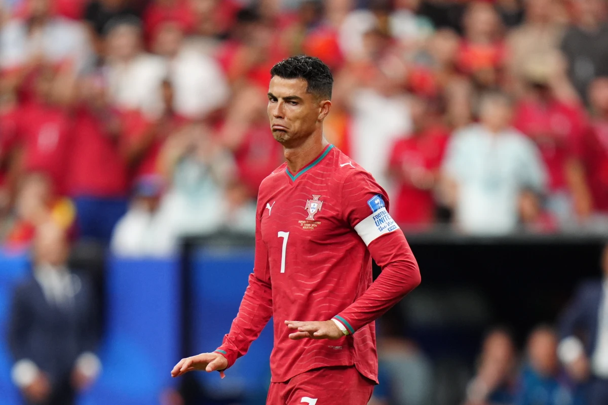 Ronaldo üçün rekordlar günü: DÇ-nın dubl edən ən yaşlısı 