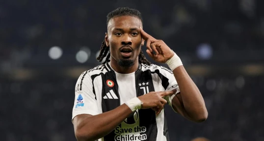 Fransa millisinin üzvü “Liverpul” yolunda