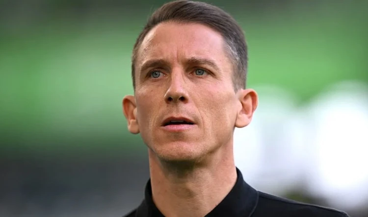 Bundesliqa klubu baş məşqçisi ilə yollarını ayırıb