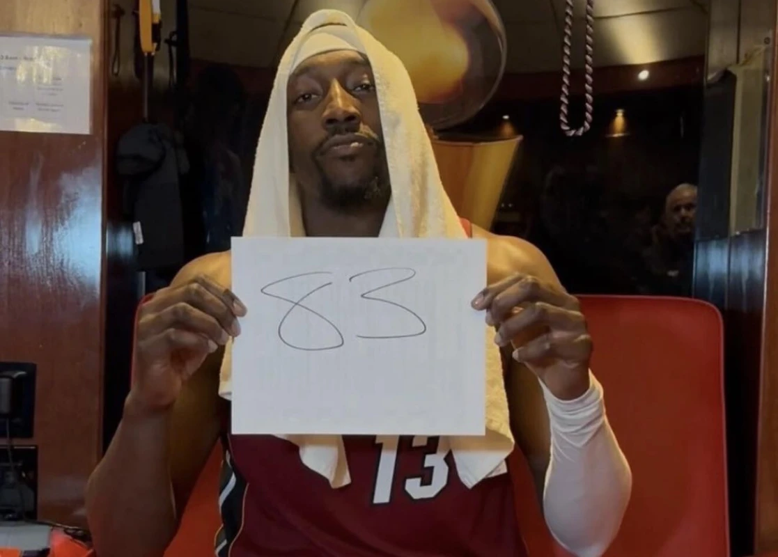 ABŞ-li basketbolçudan tarixi göstərici