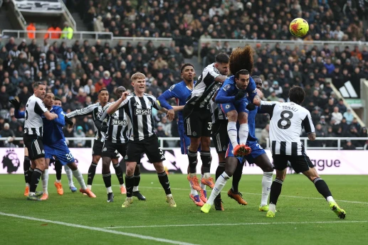 “Nyukasl” və “Arsenal”dan qələbə