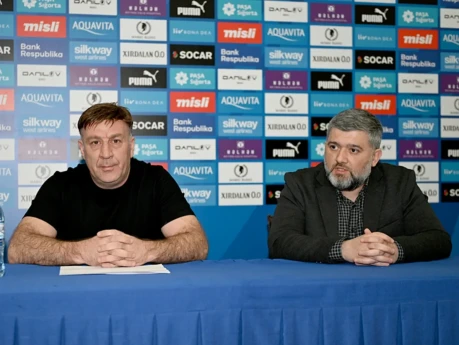 Mirbağır İsayev məşqçilərlə ilk görüşünü keçirib