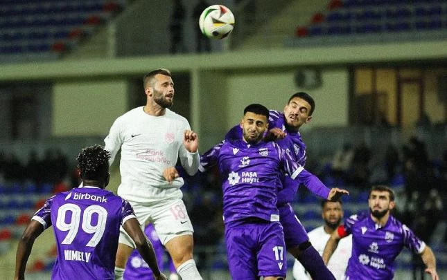 Premyer Liqa: Lider “Sumqayıt”a qarşı - YENİLƏNİR 