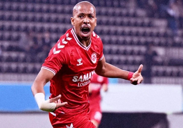 "Araz-Naxçıvan"ın iki futbolçusu milli komandalarda