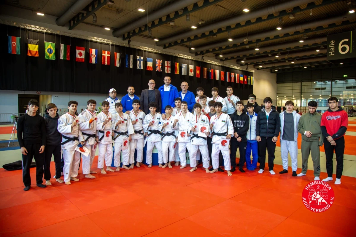 Millimiz beynəlxalq turnirdə ÇEMPİON OLUB 