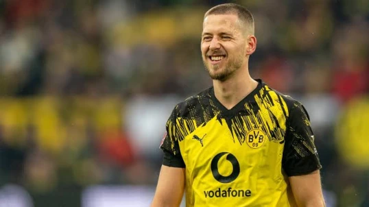 Almaniyalı müdafiəçi “Atletiko”nun radarında