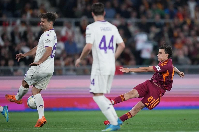 A Seriyası: "Roma"dan darmadağın 