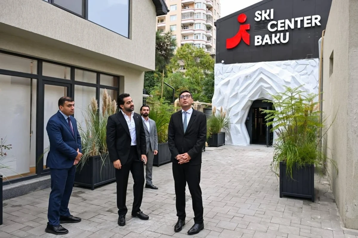 Bakıda dünyanın ikinci ən böyük qapalı xizək mərkəzi fəaliyyətə başlayıb