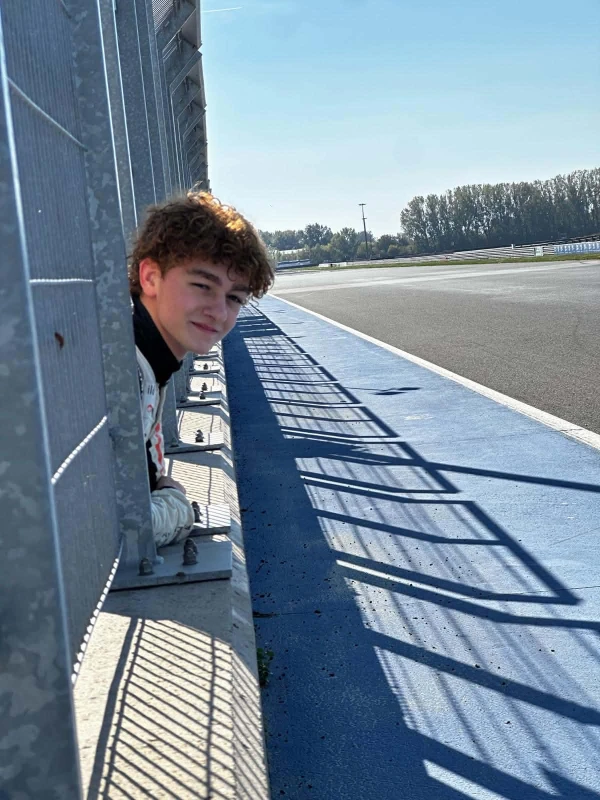 Azərbaycanlı Formula 4 pilotu Davin Cəfərov Slovakiya Ring trasında növbəti testlərini uğurla başa vurub!