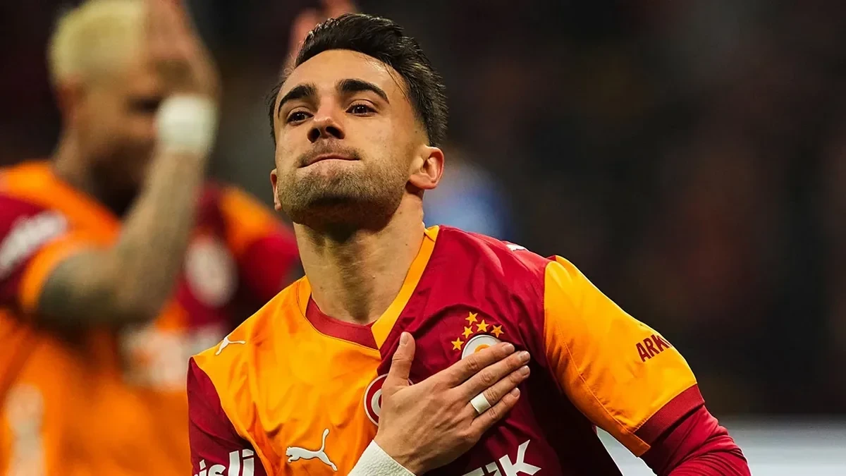 Yunus Akgün “Qalatasaray”ın tarixinə düşdü
