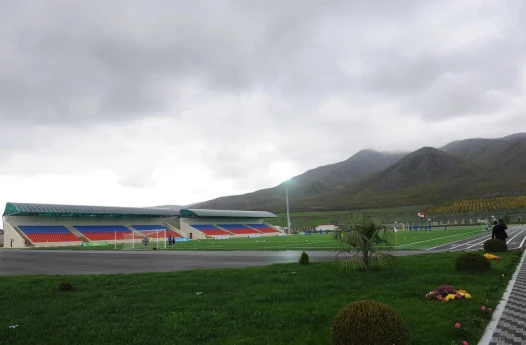 Ağsu şəhər stadionunun süni ot örtüyü FIFA-nın sertifikatına layiq görülüb