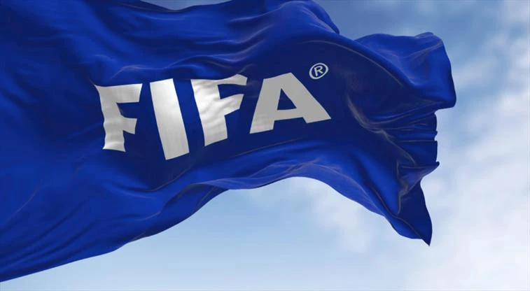 FİFA Türkiyə klubunu cəzalandırıb 