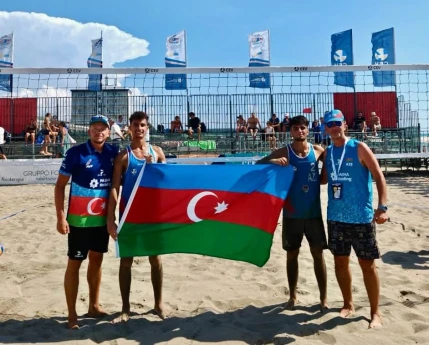 Çimərlik voleybolçularımız Avropa çempionatında pley-offa yüksəlib
