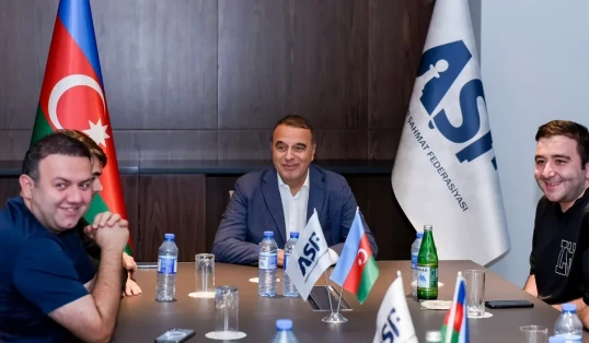 AŞF-in prezidenti milli üzvləri ilə görüşüb