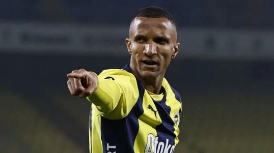 “Fənər”də ayrılıq: RUSİYAYA YOLLANDI 