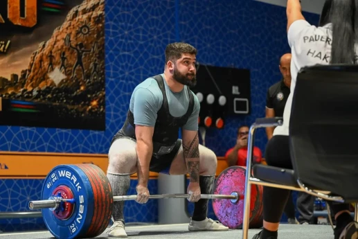 Pauerliftinq və benç-press üzrə Azərbaycan Kuboku keçirilib