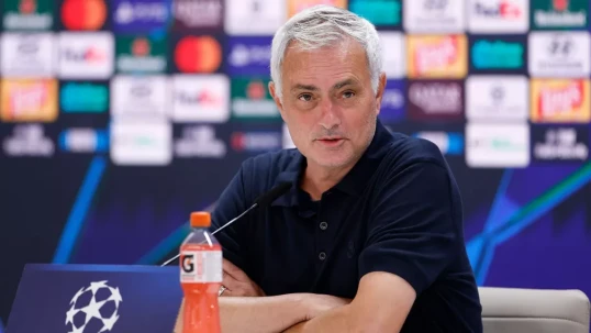 Mourinyo hakimi hədəfə aldı: "O, Yamalın dostudur" 