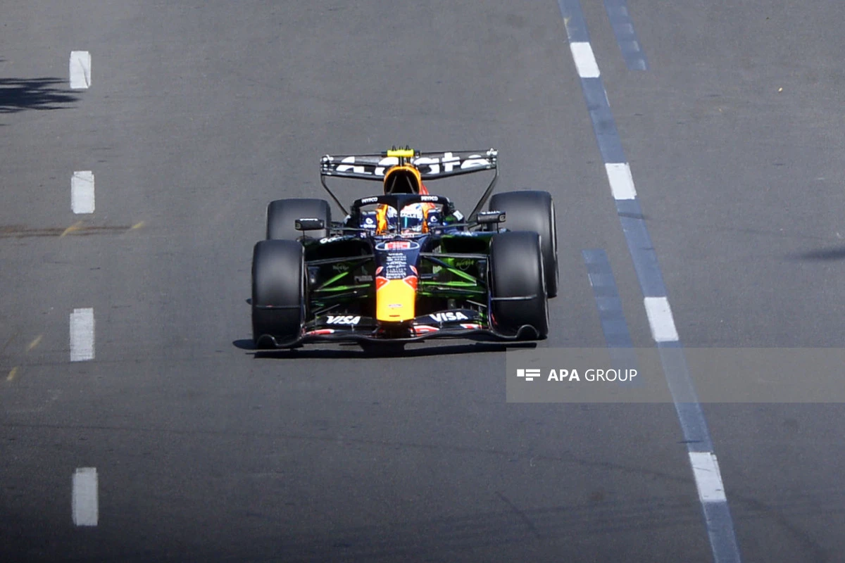 “Formula 1”: Sərbəst yürüşə start verildi