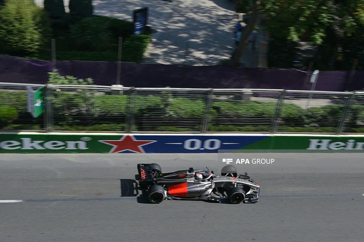 “Formula 1”: Sərbəst yürüşə start verildi