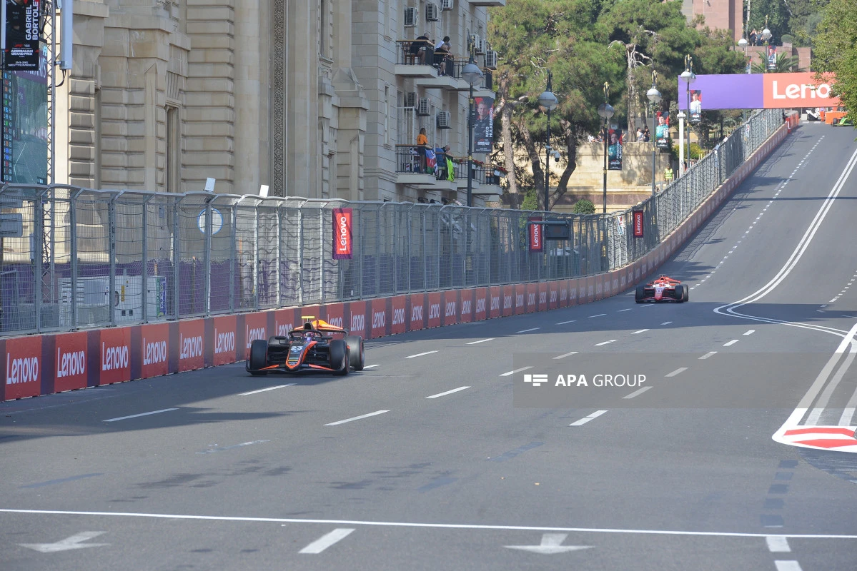 “Formula 1”: Sərbəst yürüşə start verildi