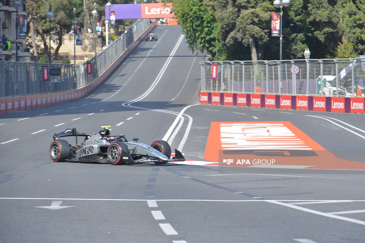 “Formula 1”: Sərbəst yürüşə start verildi